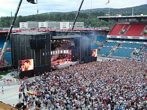 a-ha playing at Ullevaal in 2002.